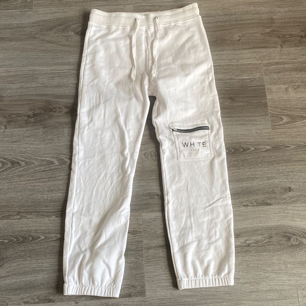 Whte Bold Woman’s Sweatpants